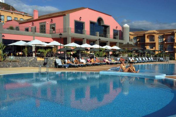 https://newex.headwater.com/holiday-hotels/?HolidayID=28&HotelID=30&HolidayName=Spain+%2D+Canary+Islands-Spain+%2D++Canary+Islands+%2D+La+Palma+%2D+The+Bonita+Island-&HotelName=Hotel+Las+Olas+